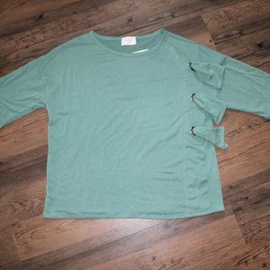 😊 Everly Soft Knit Grommet Oversized Shirt Top